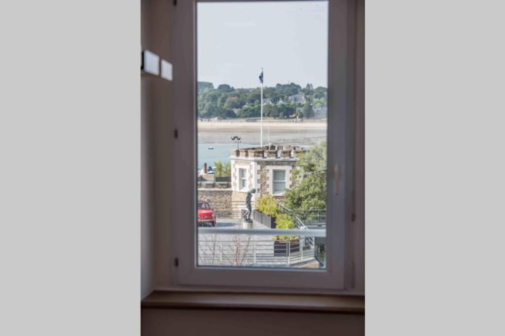 Dinard, Tres Bel Appartement***** Avec Vue Sur Mer Exterior foto